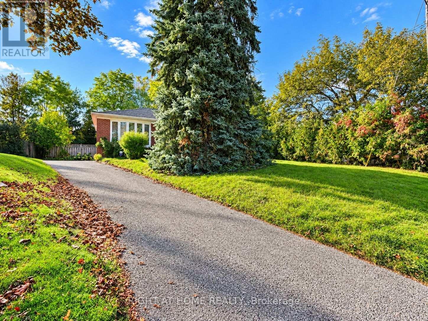 72 Monkswood Crescent — photo 18
