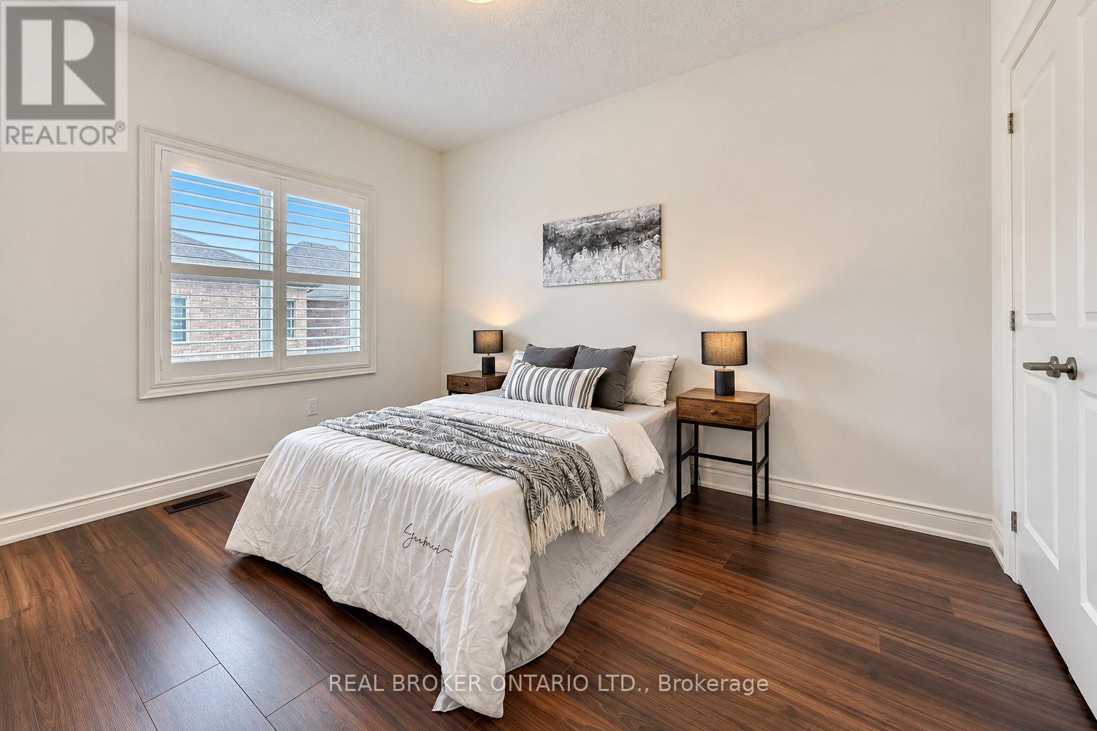 153 PRAIRIE ROSE DRIVE - 36