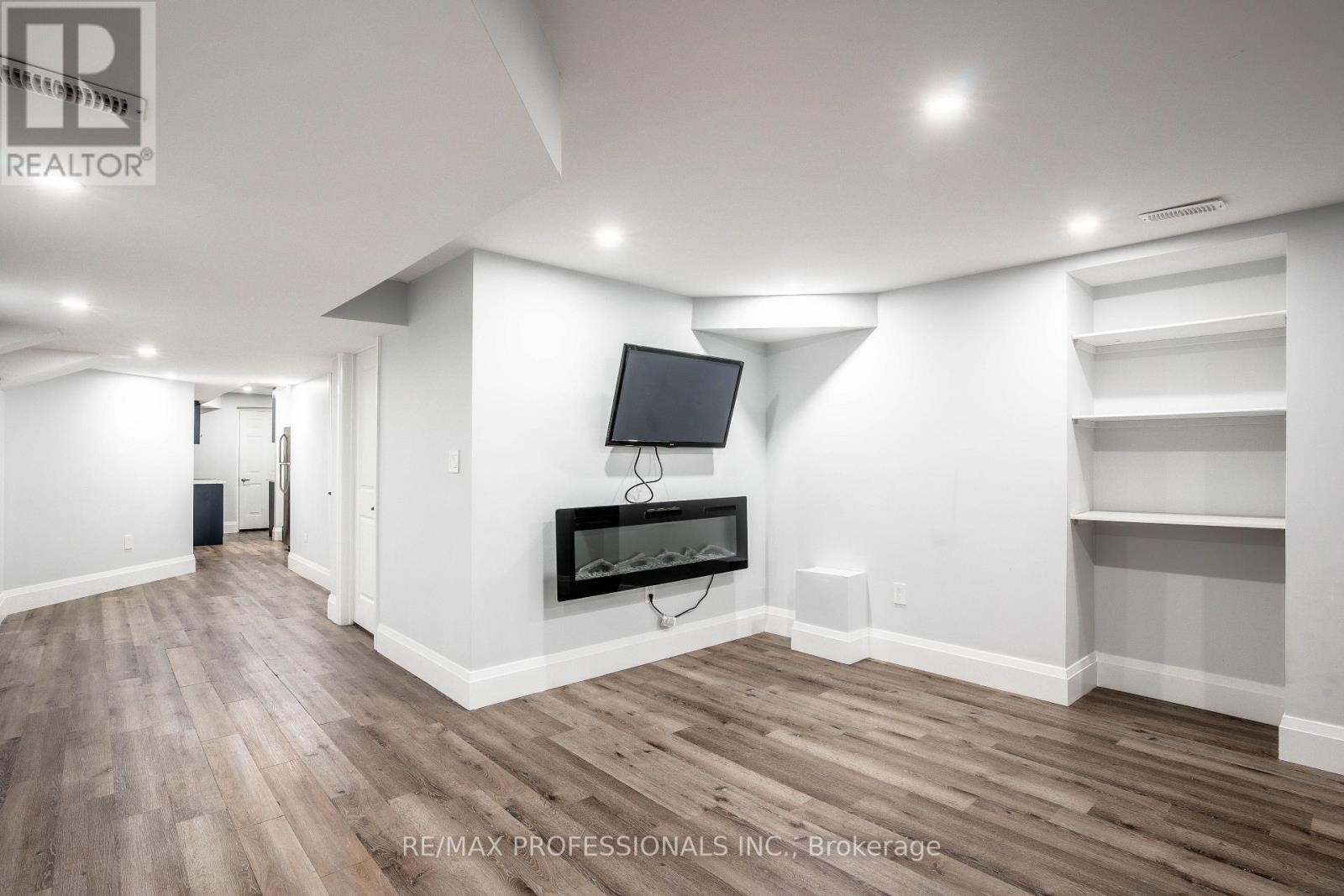 LOWER - 129 HUTCHINSON DRIVE, New Tecumseth (Alliston) — photo 4