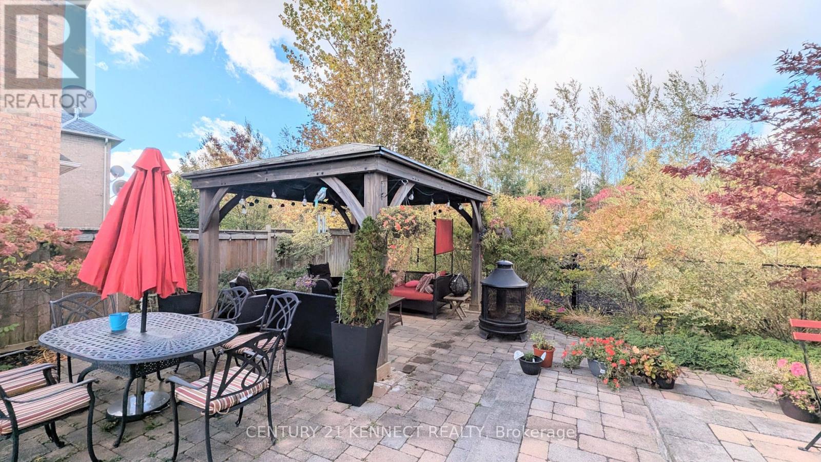 365 Old Colony Road, Richmond Hill, ON photo 34