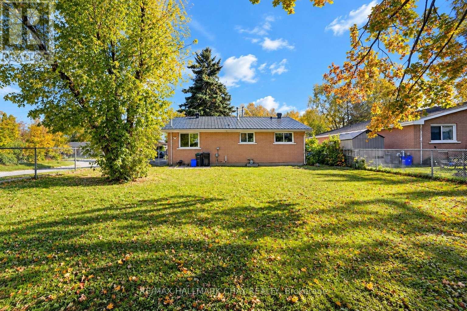 14 Heath Street, Barrie, ON photo 26
