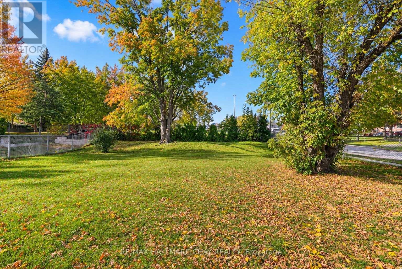 14 Heath Street, Barrie, ON photo 29