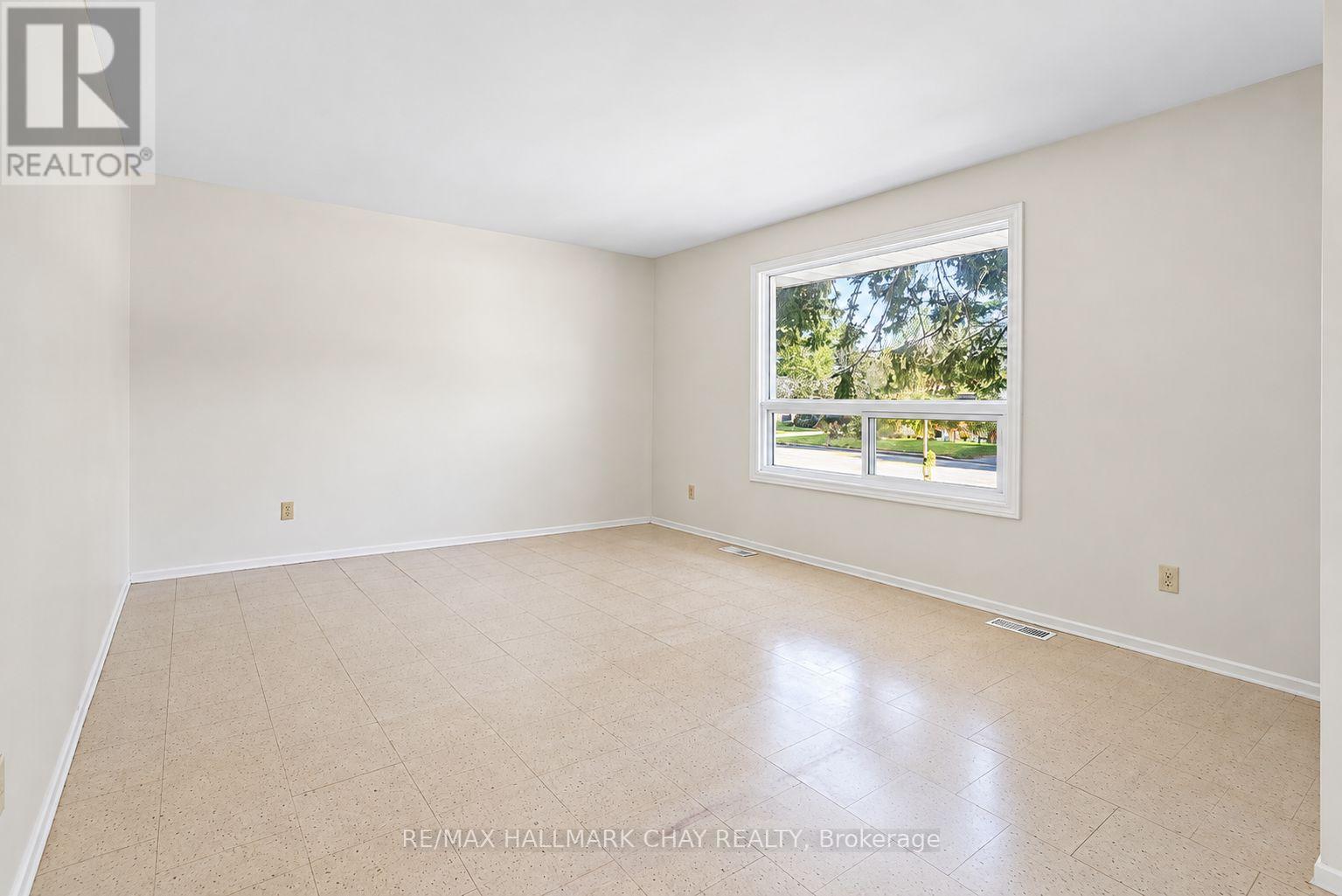 14 HEATH STREET, Barrie (Cundles East) — photo 6
