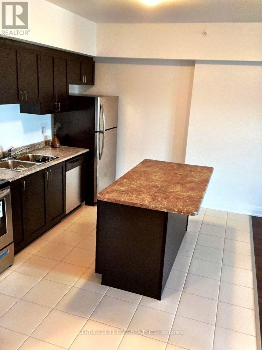 203- 299 Cundles Road East, Barrie, ON photo 6