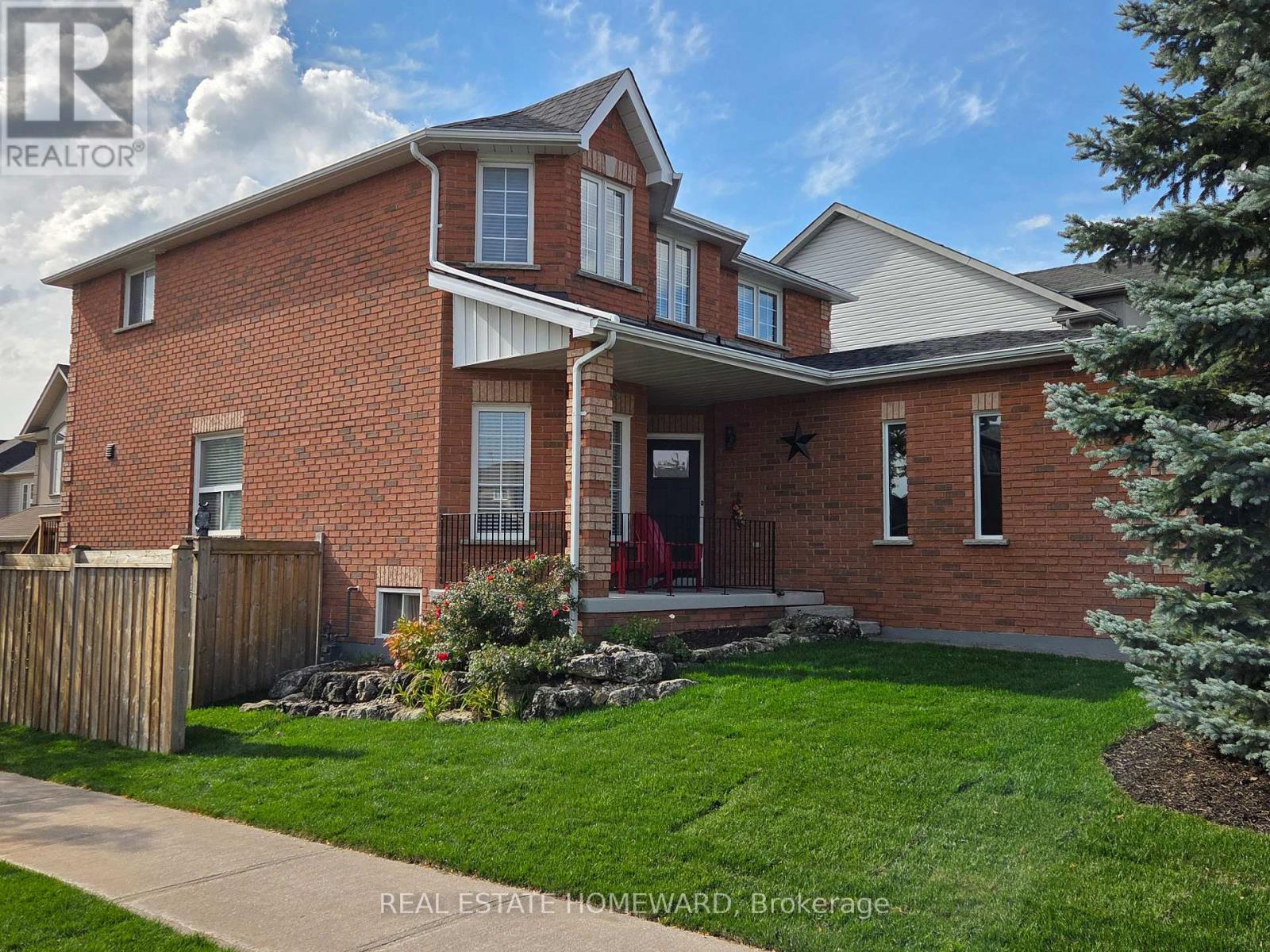 139 BIRKHALL PLACE - 3