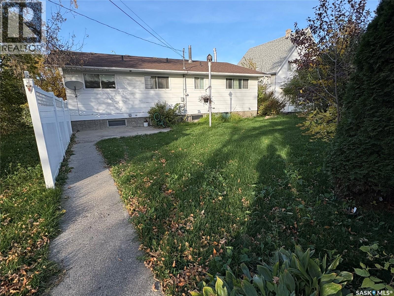 629 Main STREET, Kipling — photo 2