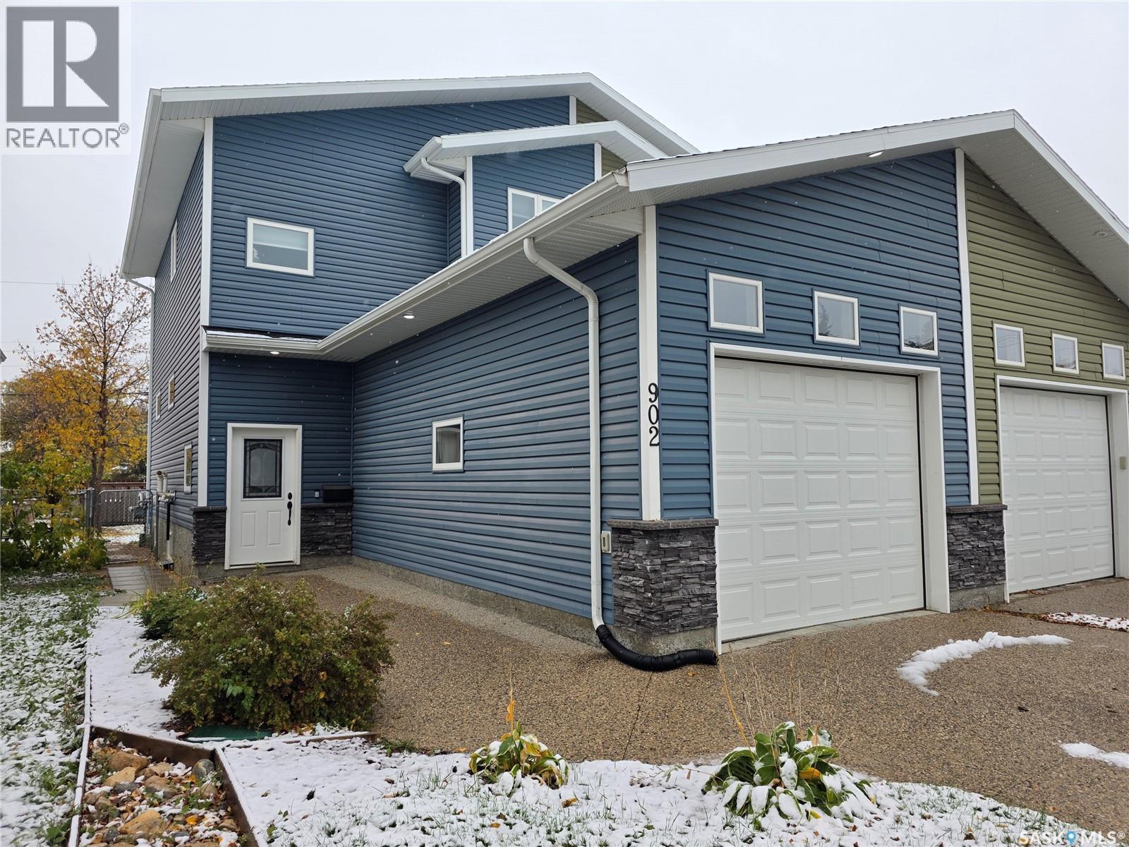 902 CONNAUGHT STREET, Regina