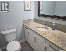 902 Connaught Street, Regina, SK S4T0W9 Photo 13