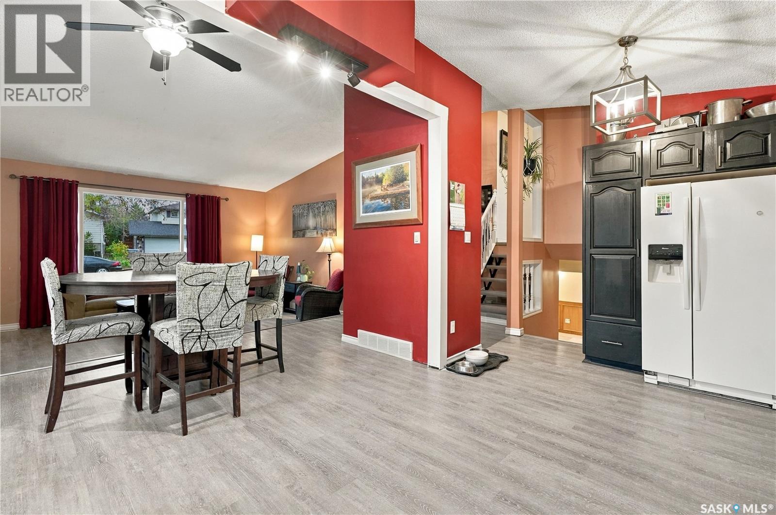 59 Button BAY, Regina — photo 12