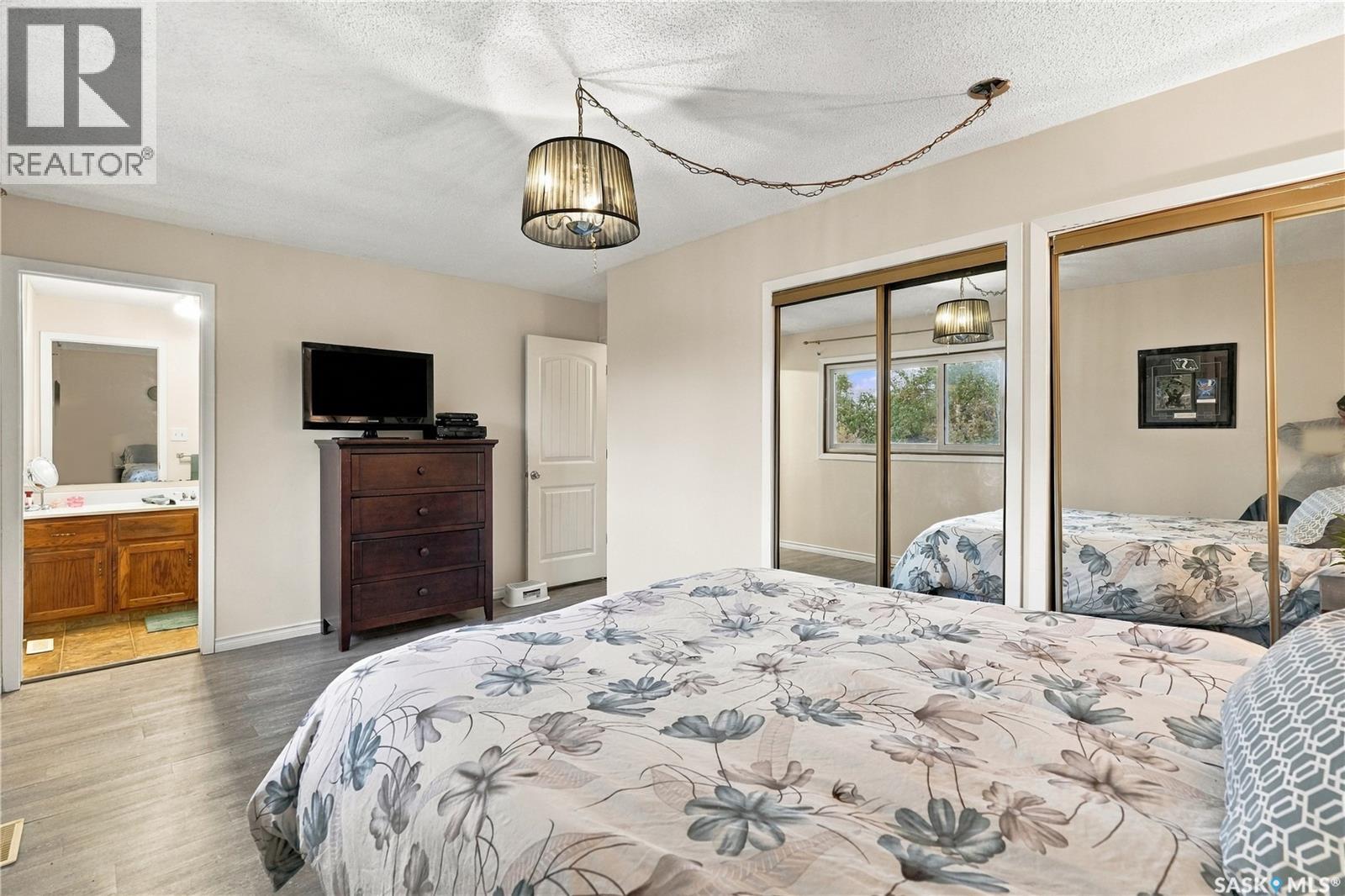 59 Button BAY, Regina — photo 19