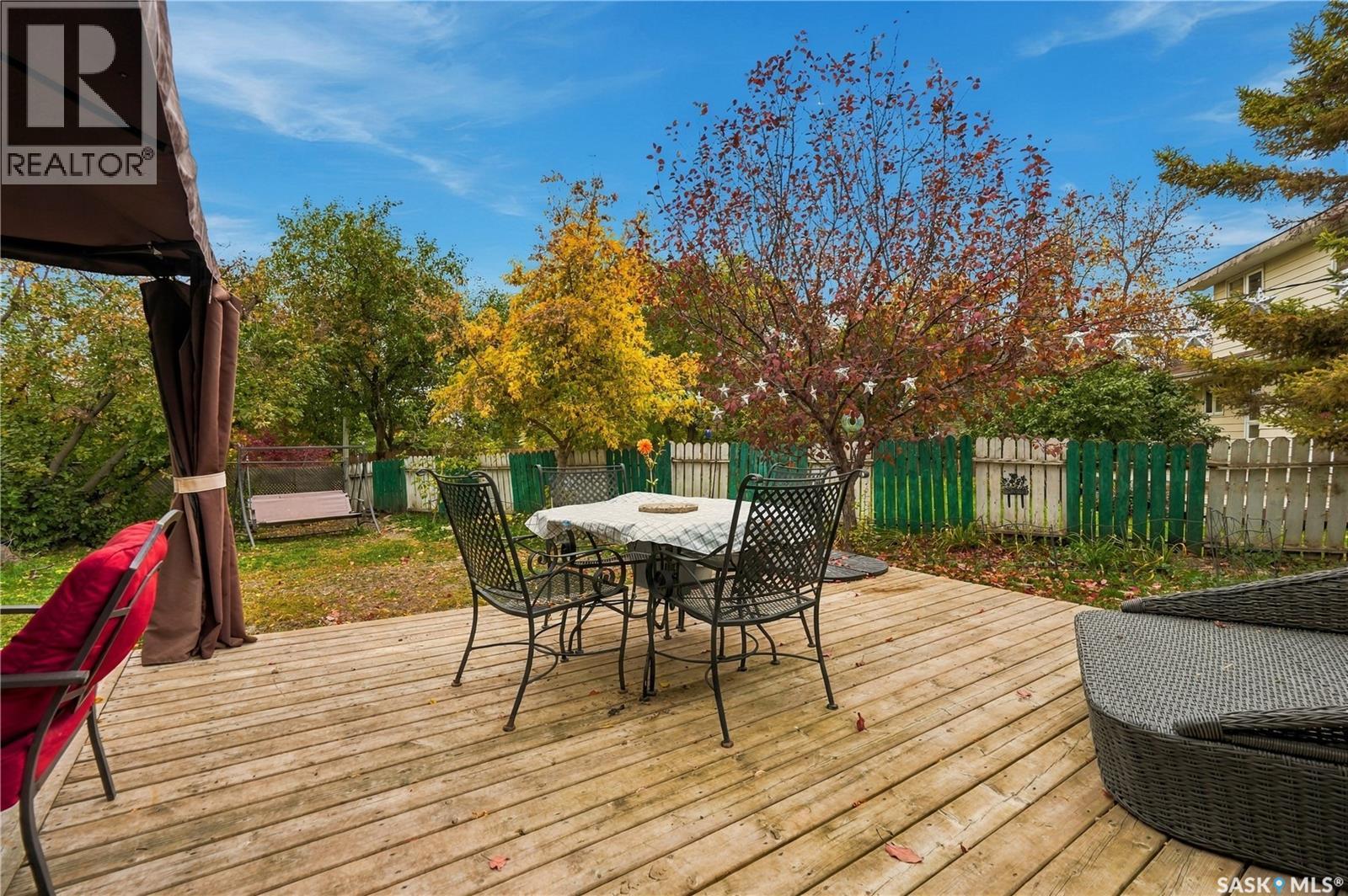 59 Button BAY, Regina — photo 32