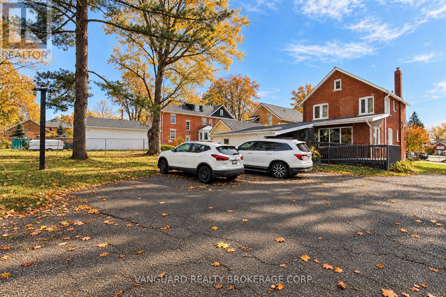 2 - 244 BROADWAY, Orangeville — photo 2