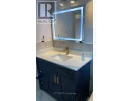 8 Banner Road, Brampton, ON L6X4K6 Photo 6