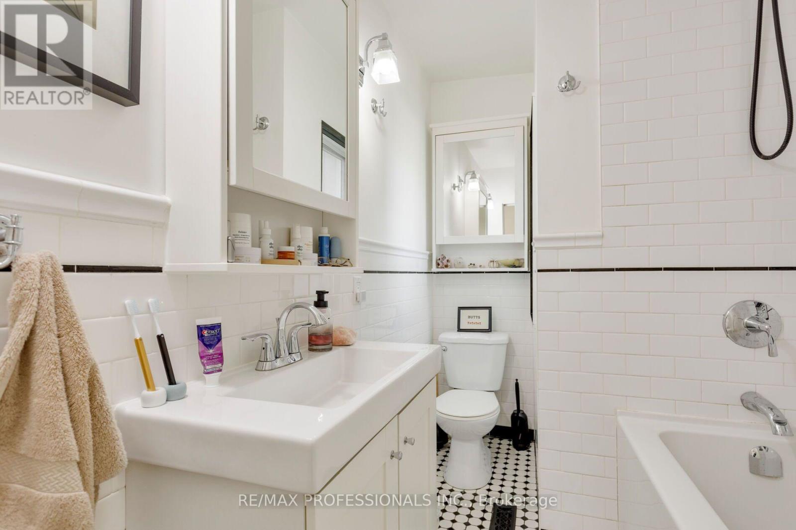 44 McCormack Street, Toronto, ON photo 26