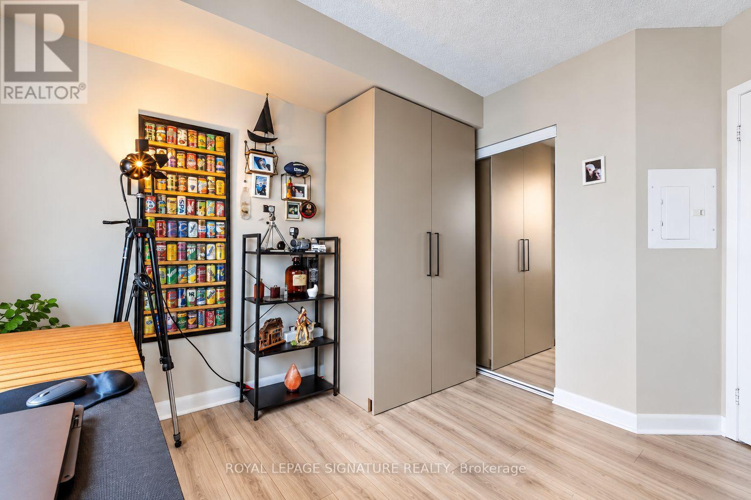 2605- 225 Sherway Gardens Road, Toronto, ON photo 17