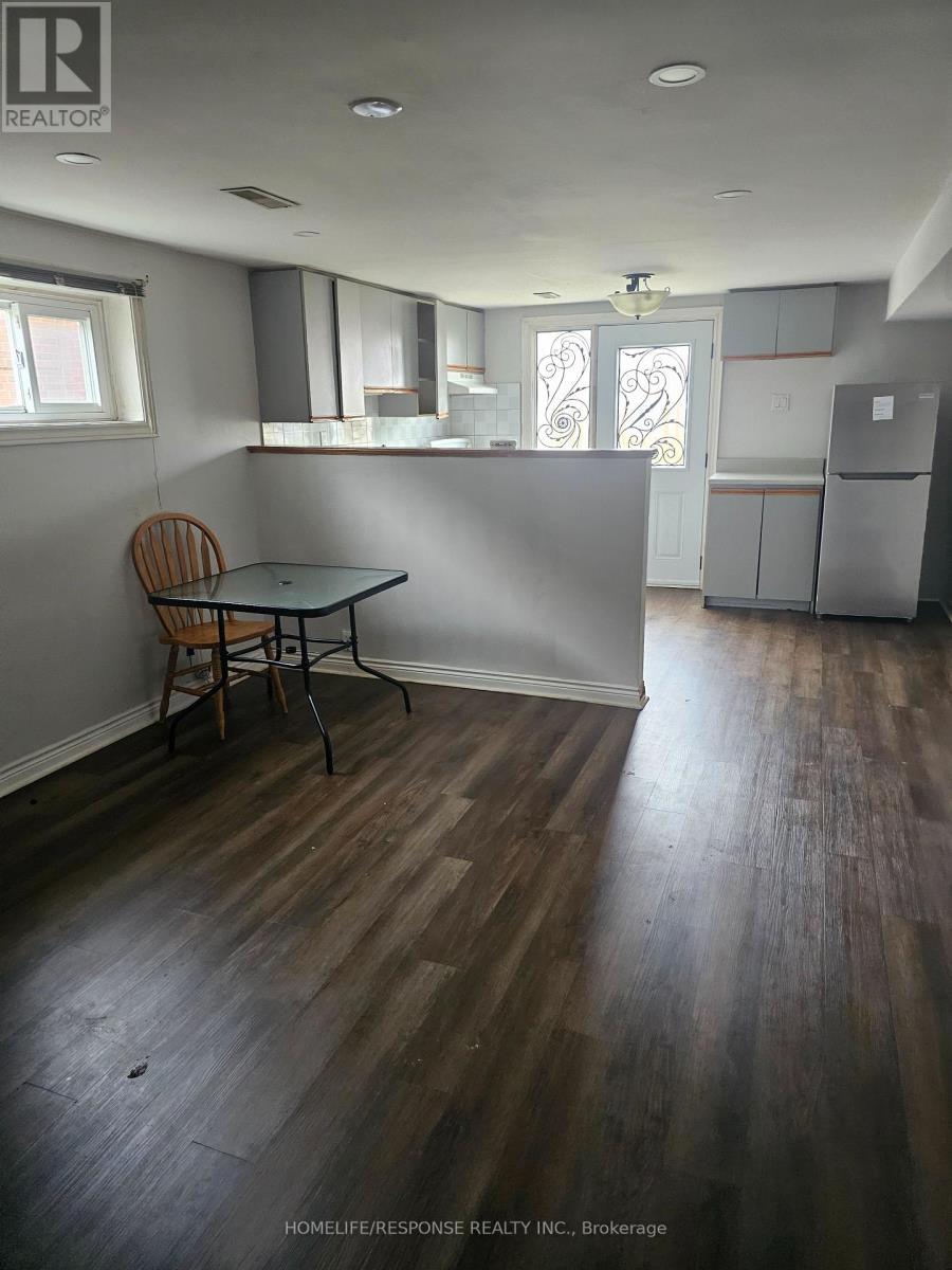 9 SONGWOOD DRIVE, Toronto (Humbermede) — photo 10