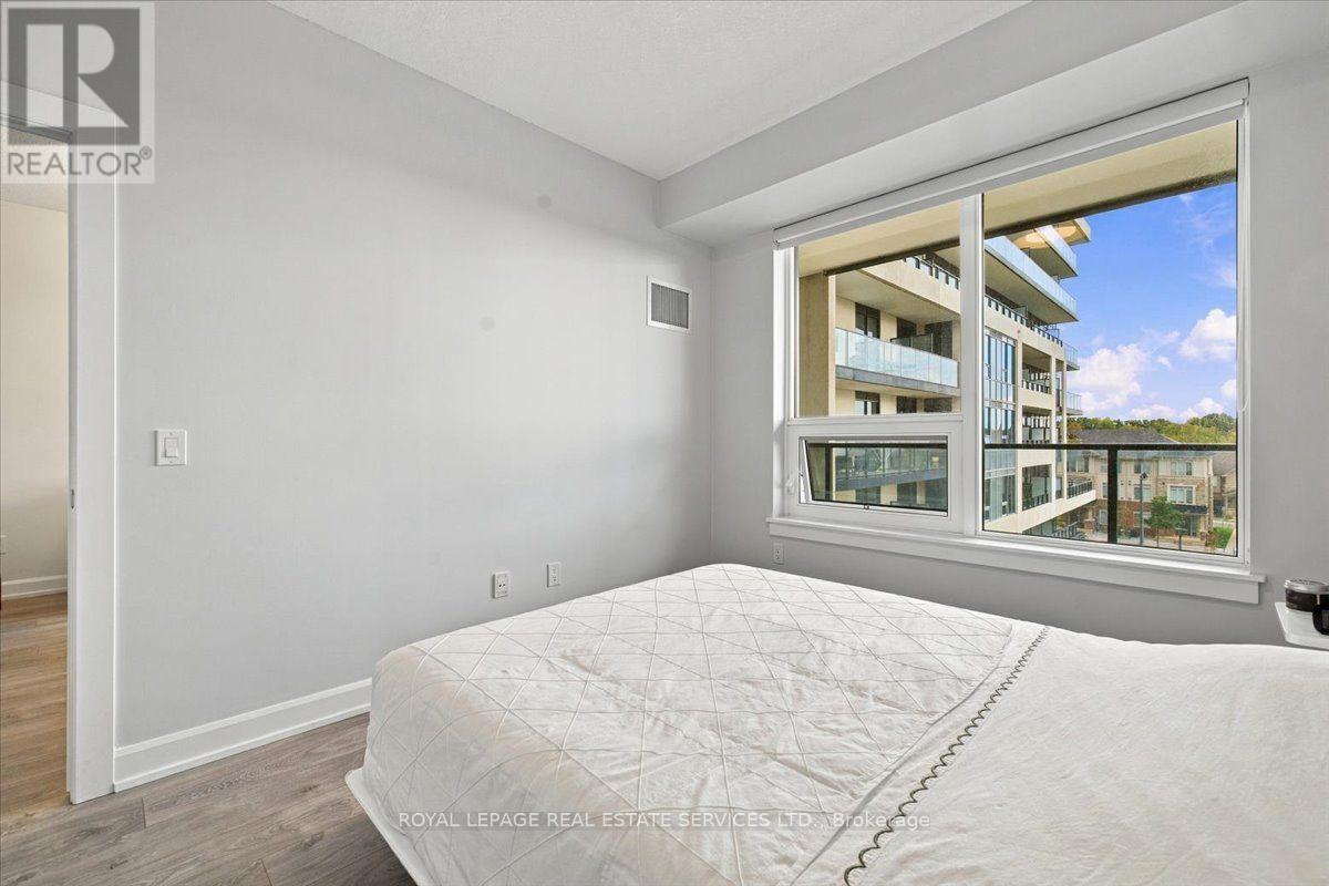 #402 3220 WILLIAM COLTSON AVENUE - 31