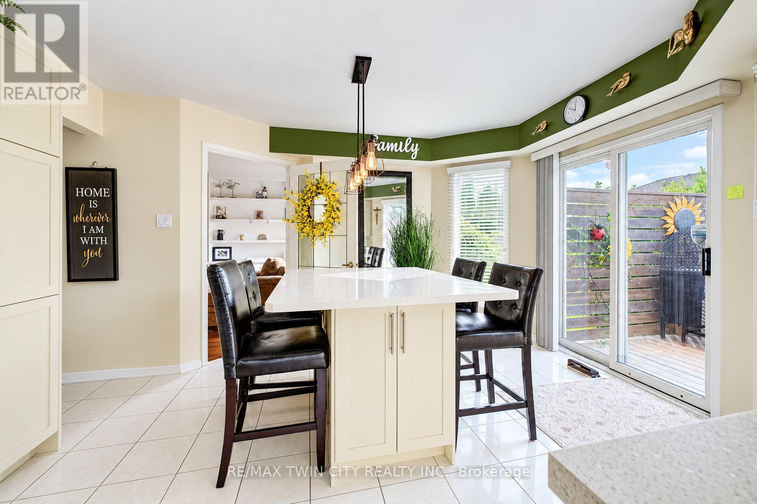 11 Peregrine Crescent, Cambridge, ON photo 18