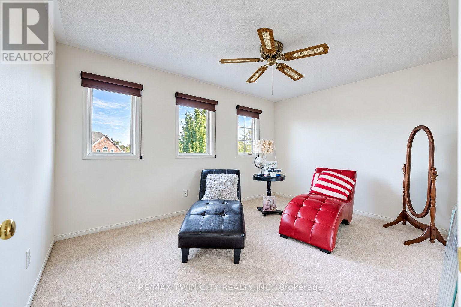 11 Peregrine Crescent, Cambridge, ON photo 29