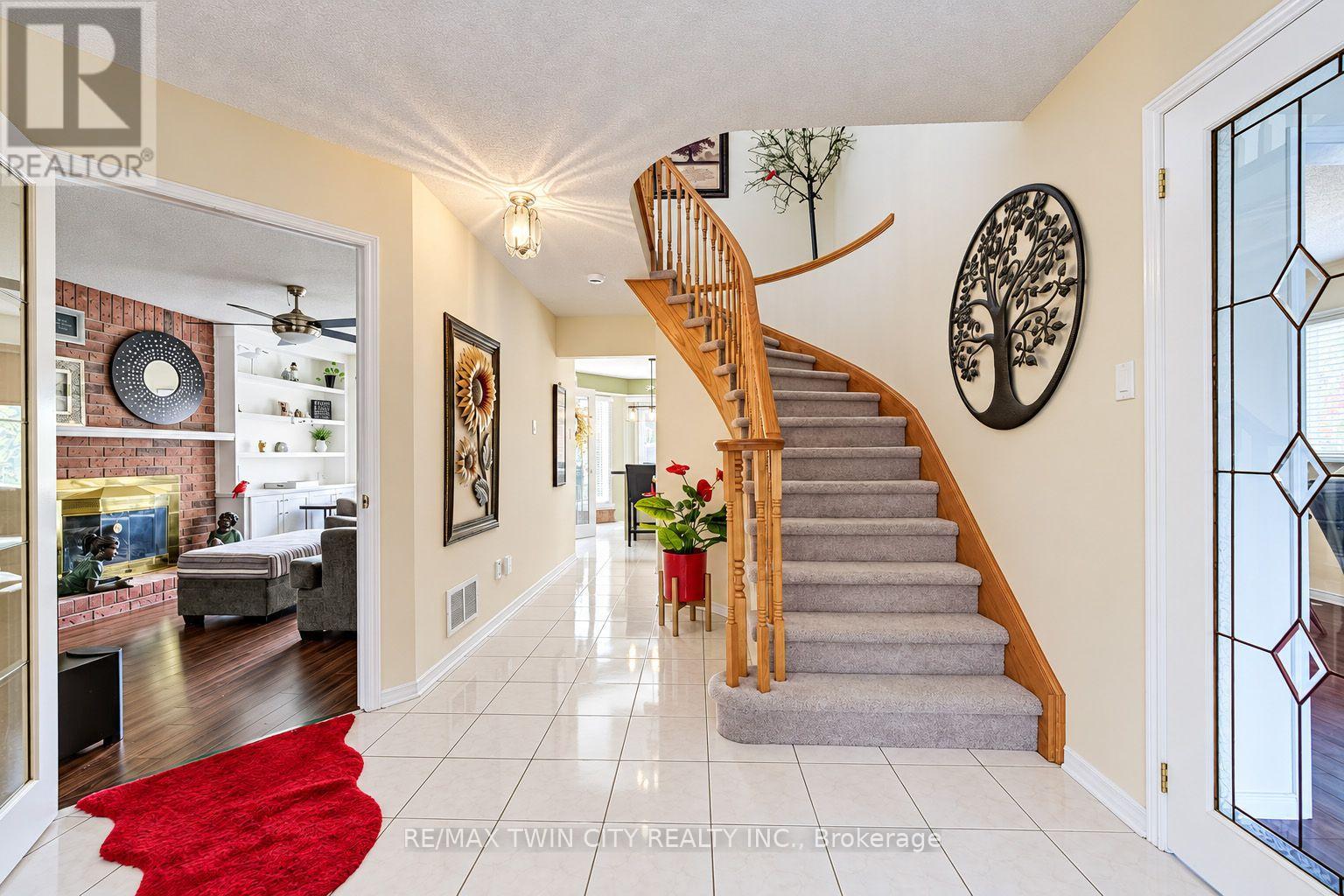 11 PEREGRINE CRESCENT, Cambridge — photo 5