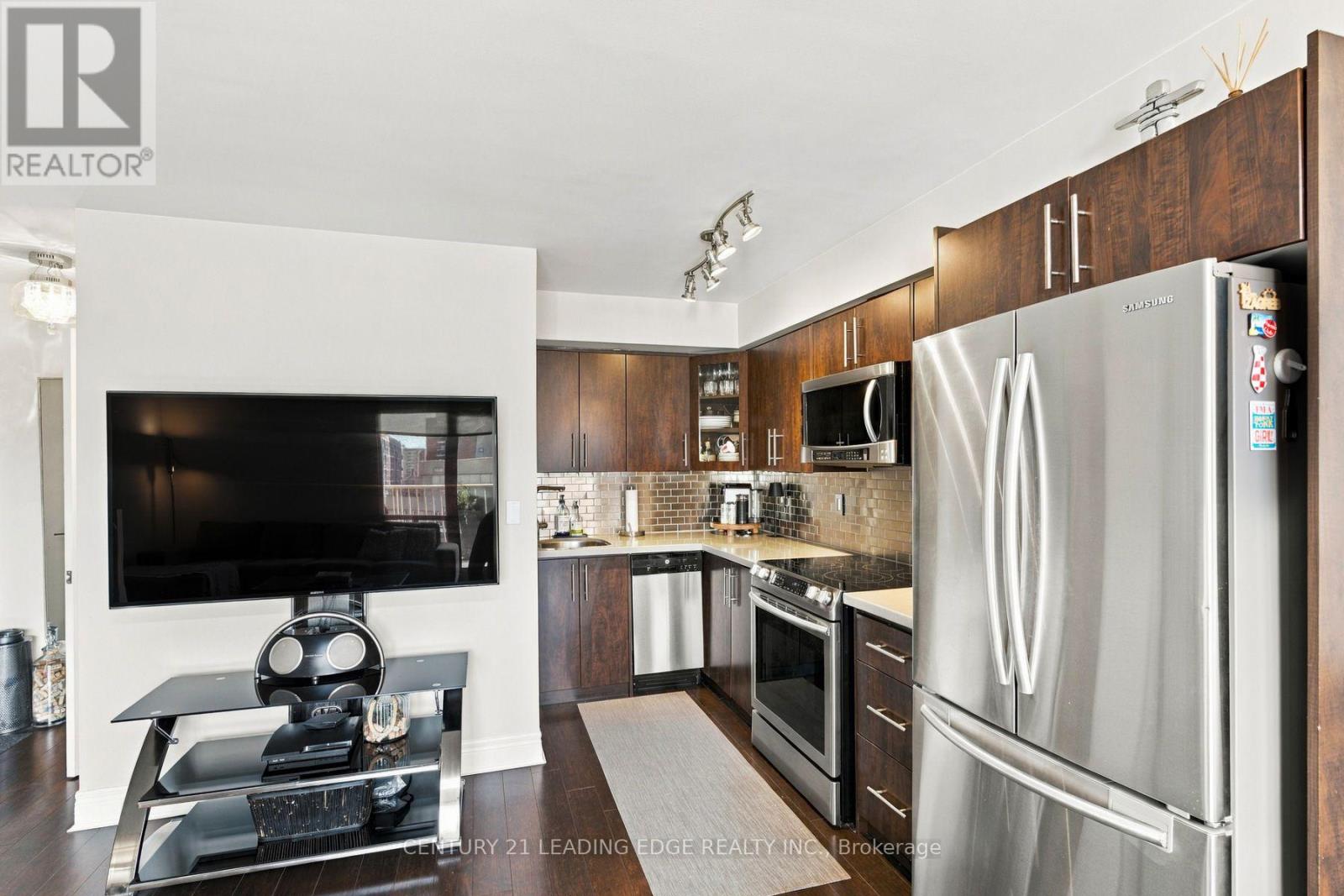 119 Merton Street — photo 15