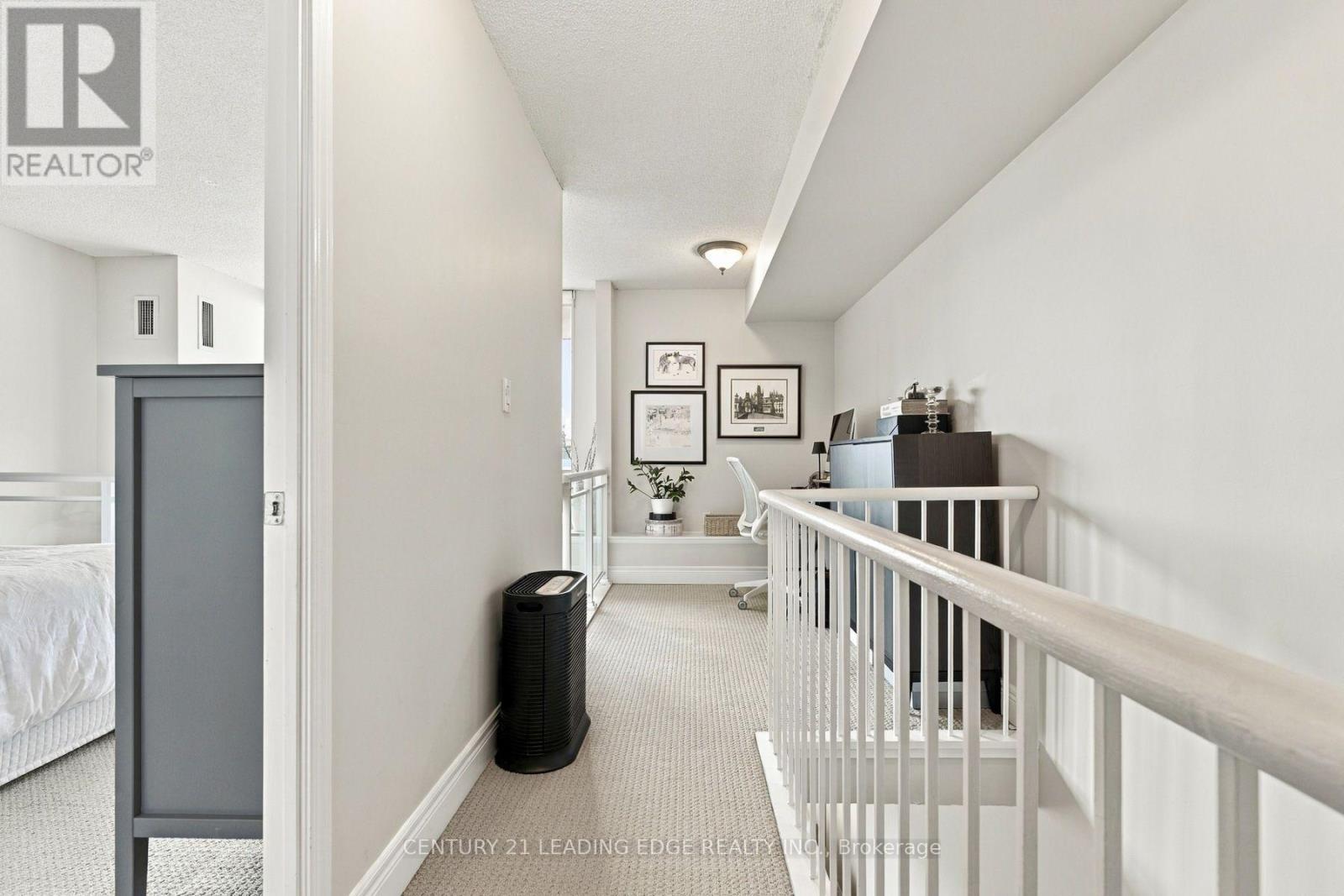 #612 119 MERTON STREET - 22