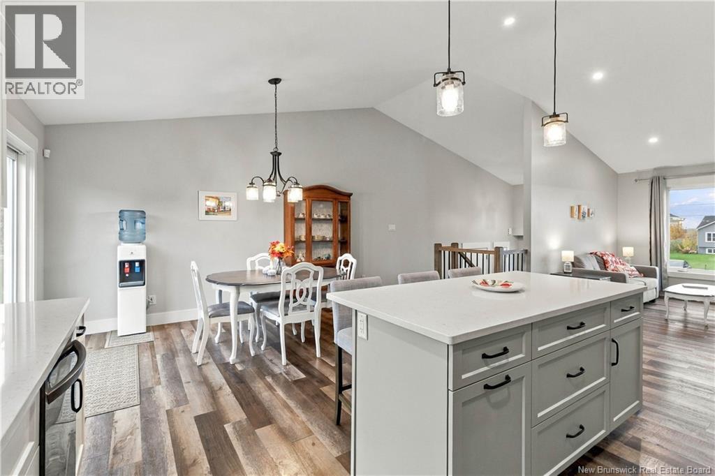 49 Joviale Drive - 16