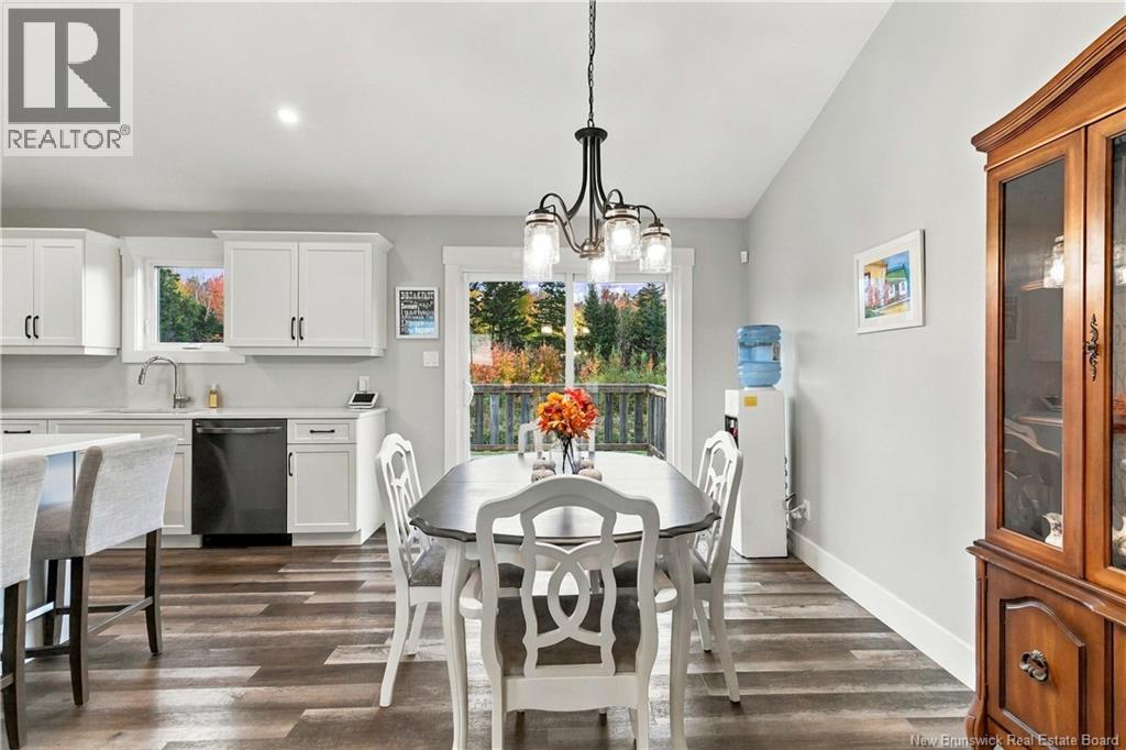 49 Joviale Drive - 17