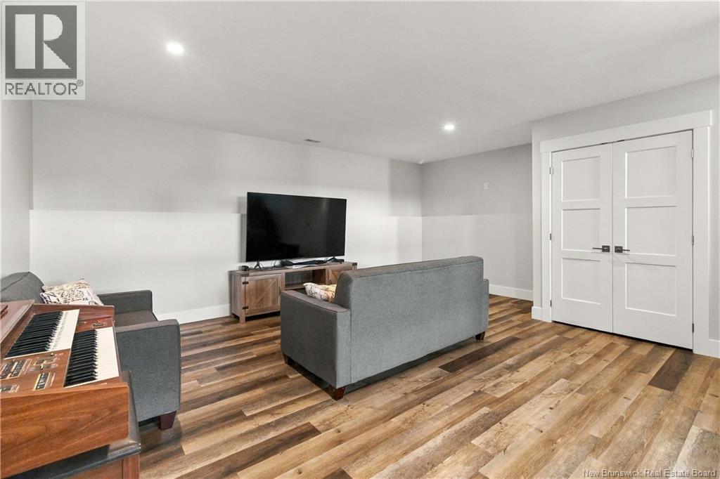 49 Joviale Drive - 32