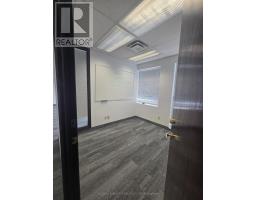 1/300 - 5025 Orbitor Drive, Mississauga, ON L4W4Y5 Photo 8