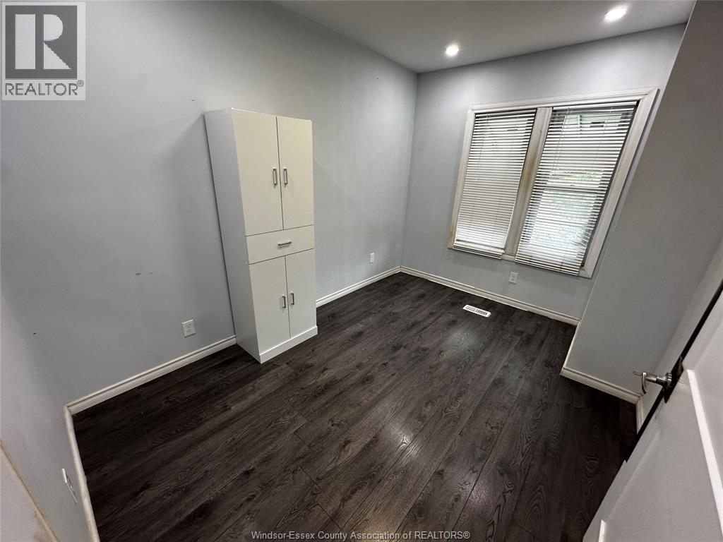 3112 PETER STREET, Windsor — photo 11