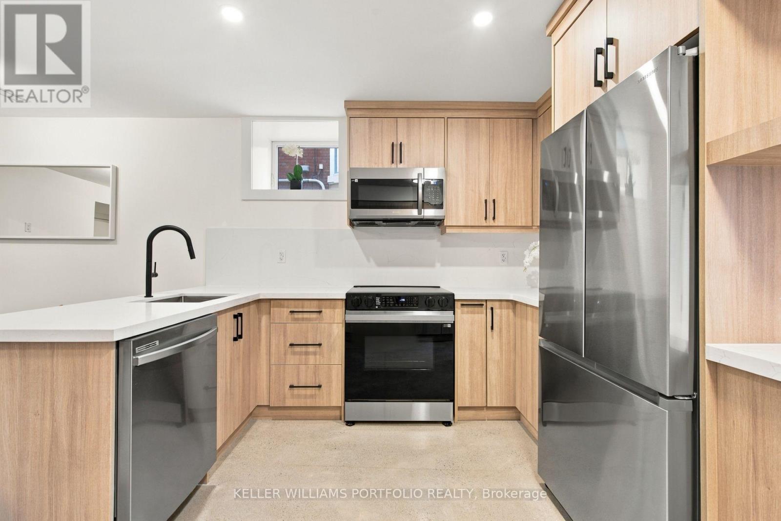 173 Beatrice Street — photo 18