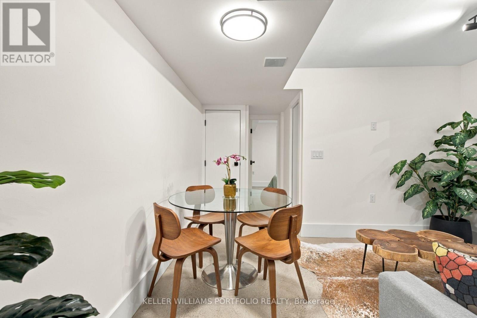 173 Beatrice Street — photo 16