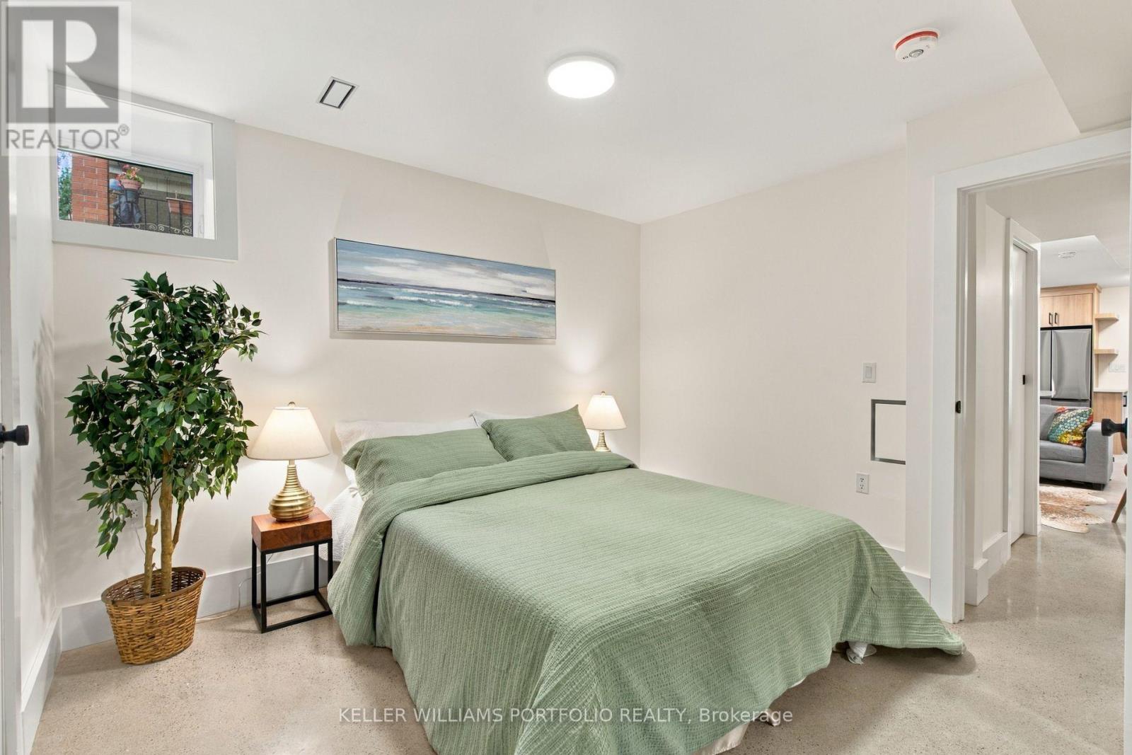 173 Beatrice Street — photo 24