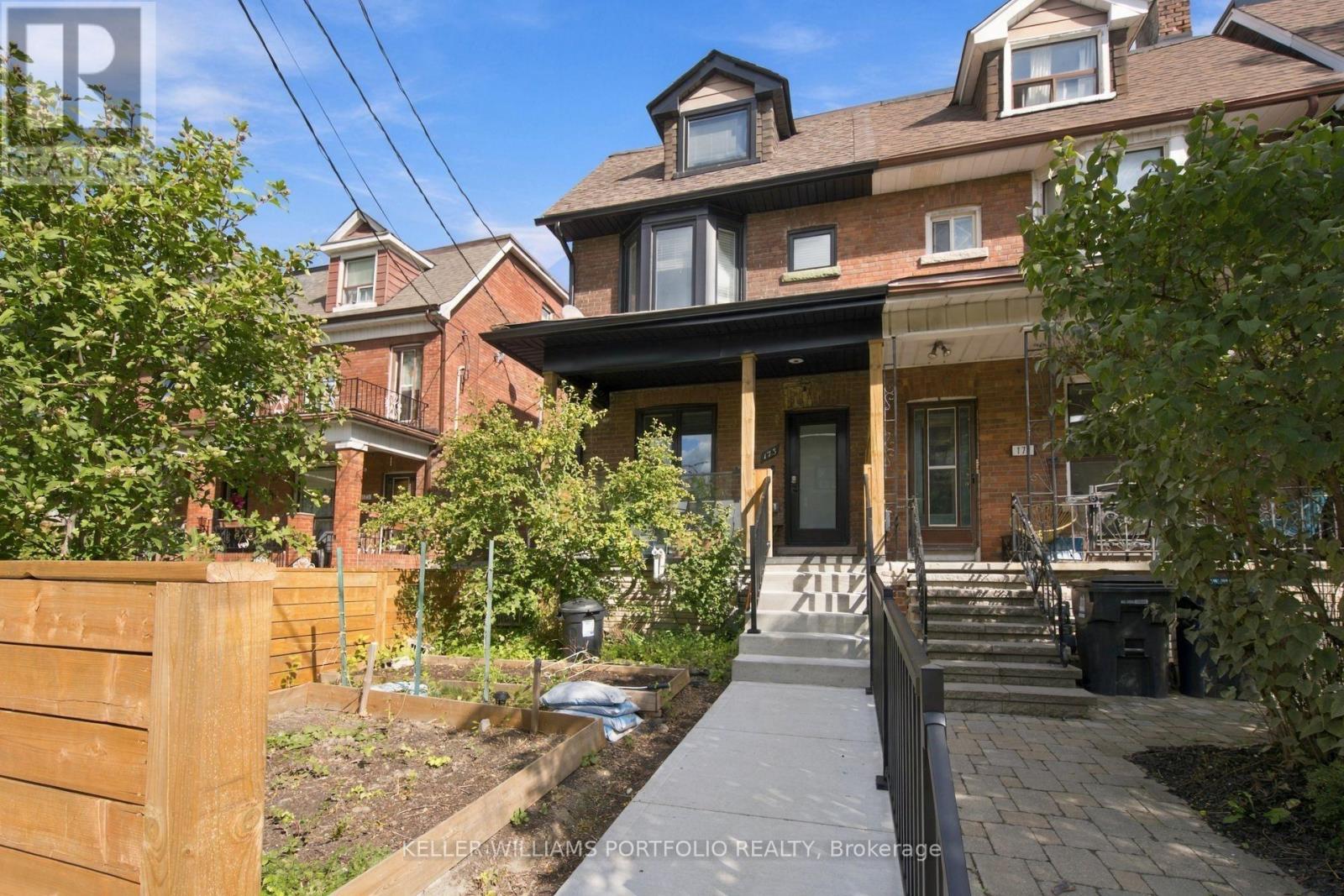 173 Beatrice Street — photo 2