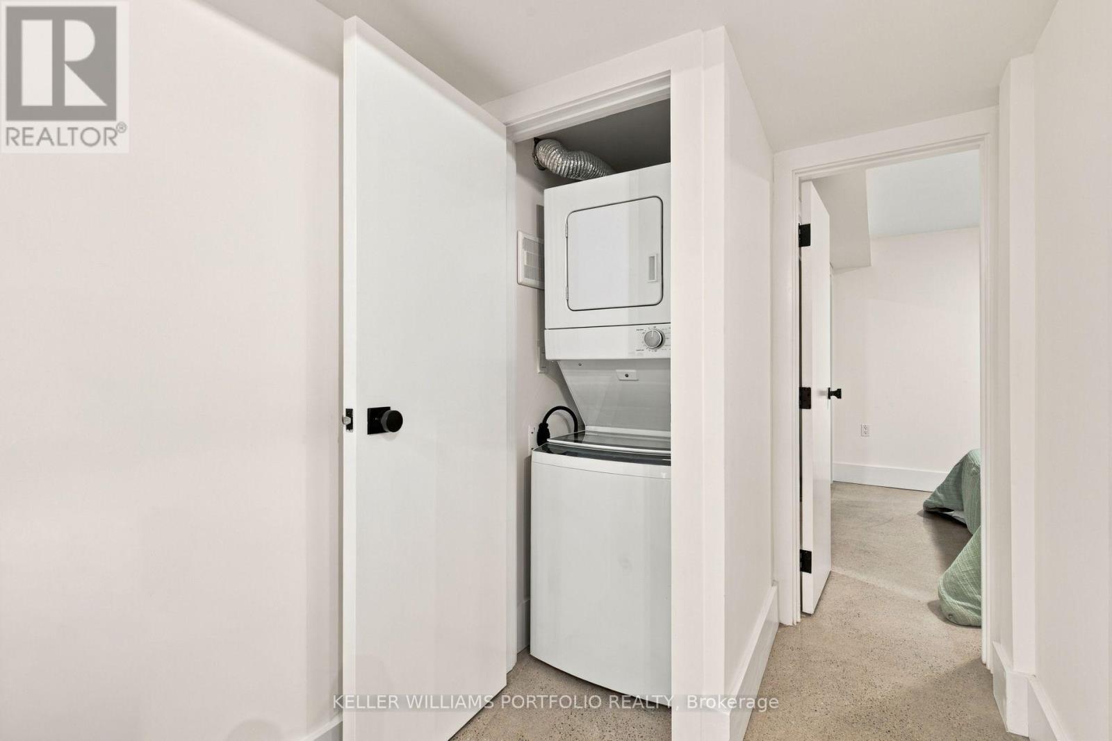 173 Beatrice Street — photo 30