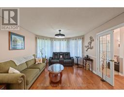 Bedroom 5 - 9 Hillview Drive, Kawartha Lakes, ON K0M1A0 Photo 9
