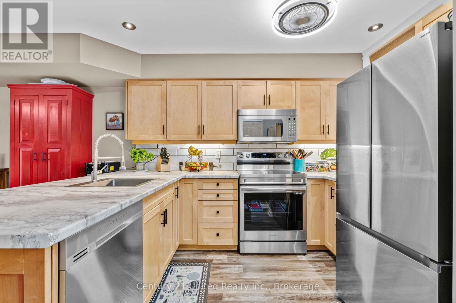 #18 1579 ANSTRUTHER LAKE ROAD - 6