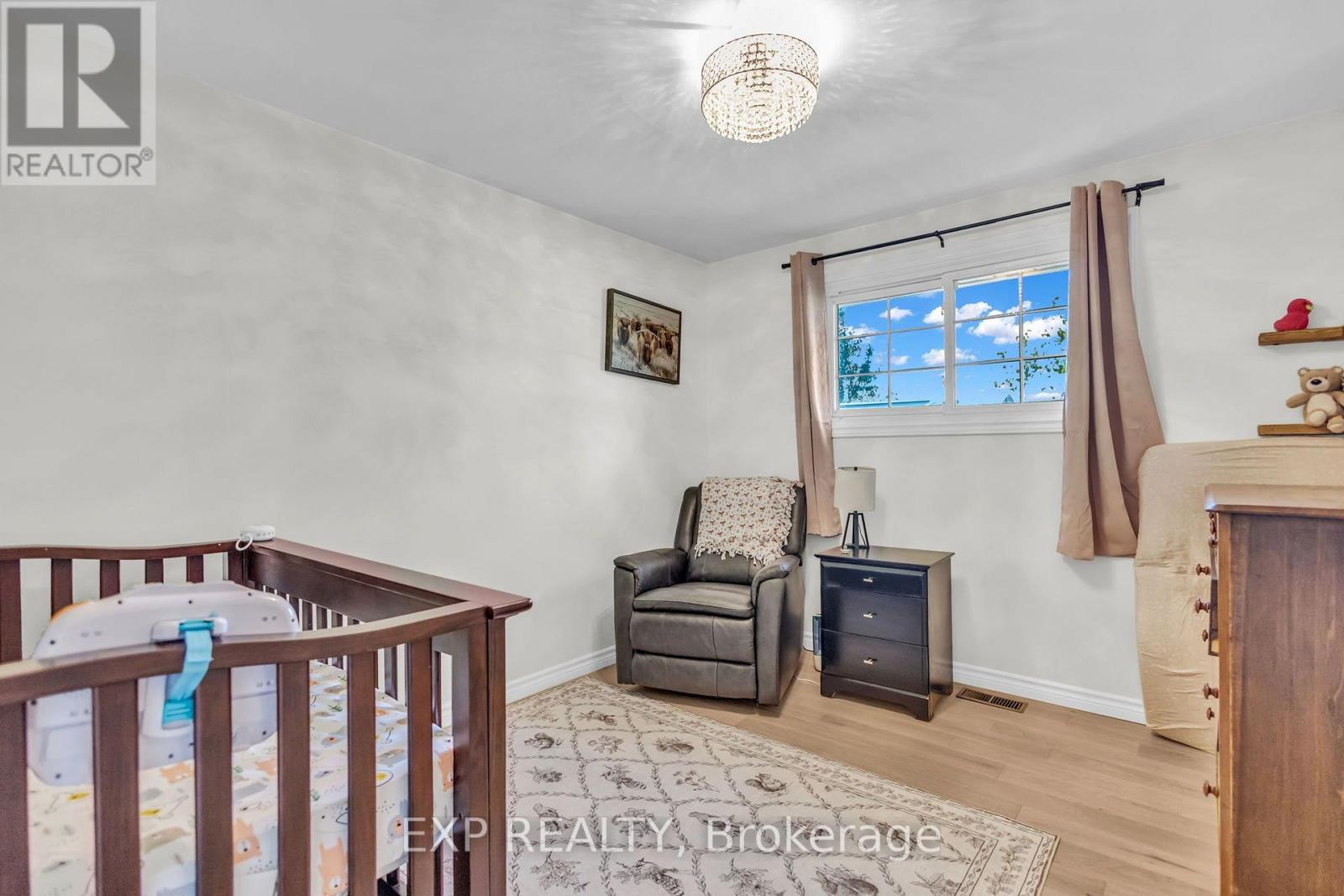 623 King Street West — photo 19