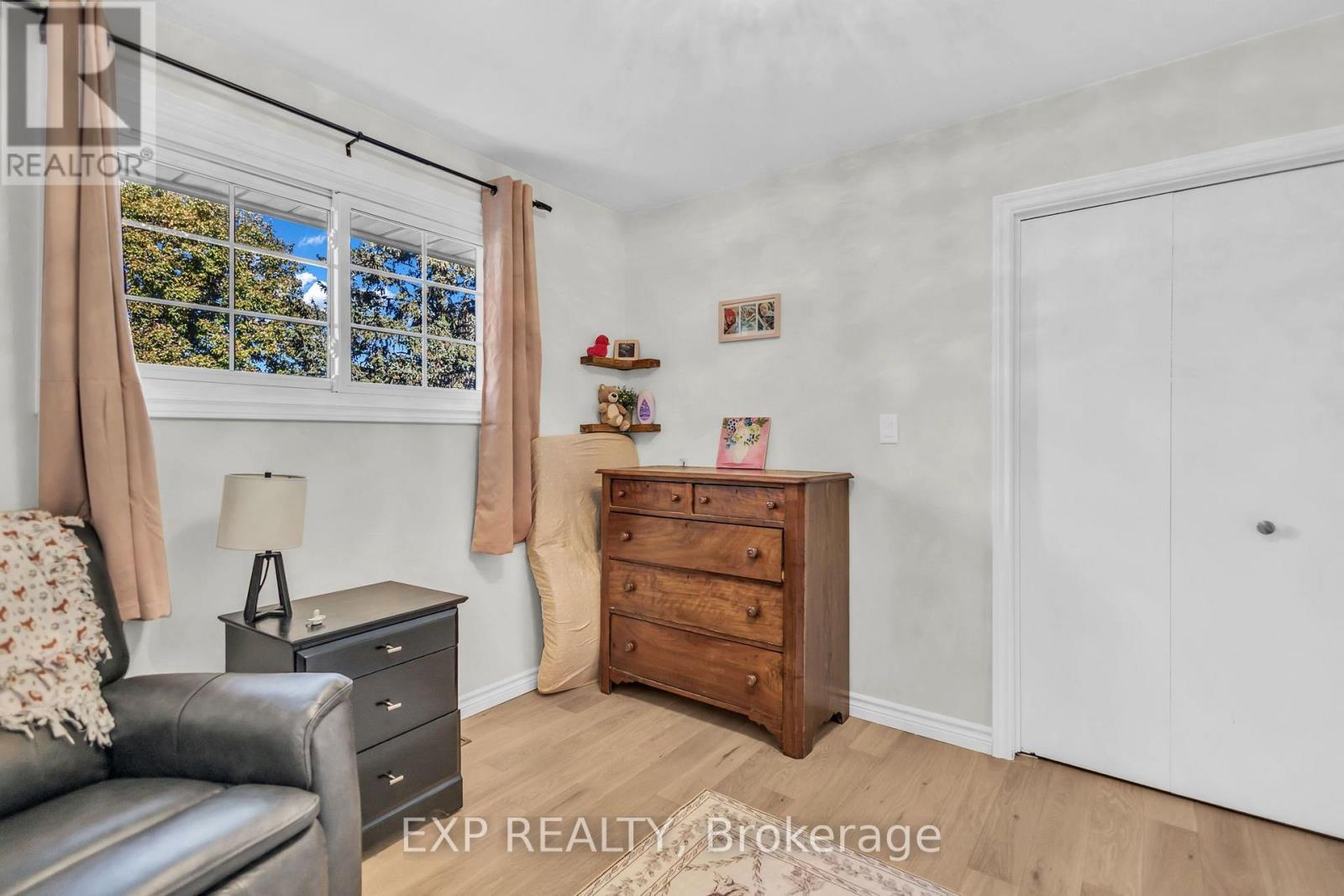623 King Street West — photo 20