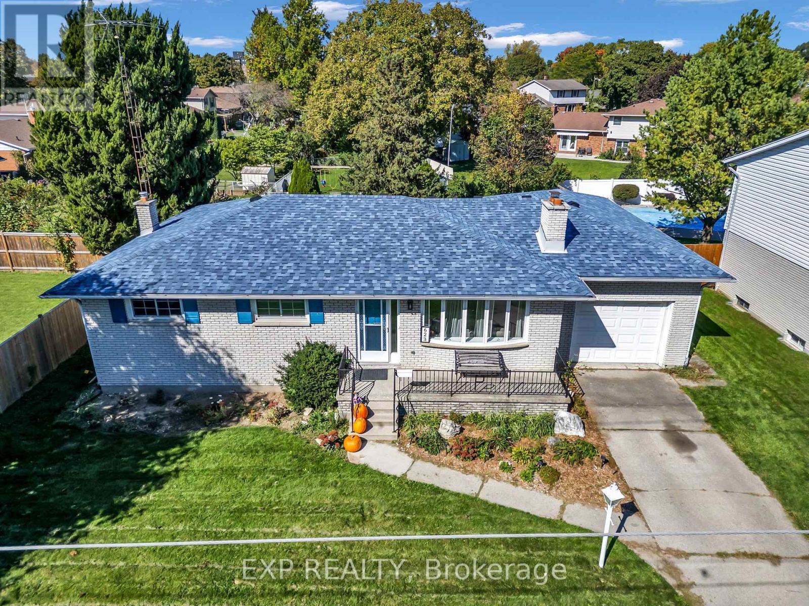 623 King Street West — photo 46