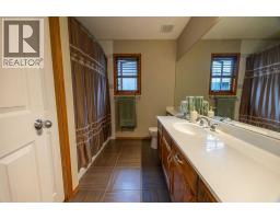 19 Mckenzie Lake Manor Se, Calgary, AB T2Z1Y4 Photo 30