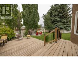 19 Mckenzie Lake Manor Se, Calgary, AB T2Z1Y4 Photo 31