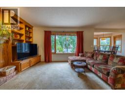Primary Bedroom - 19 Mckenzie Lake Manor Se, Calgary, AB T2Z1Y4 Photo 8