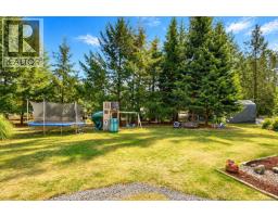 Kitchen - 2815 Otter Point Rd, Sooke, BC V9Z0J4 Photo 11