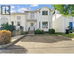 Row / Townhouse for sale at 26, 3311 58 Street NW, Edmonton — MLS® A2346854