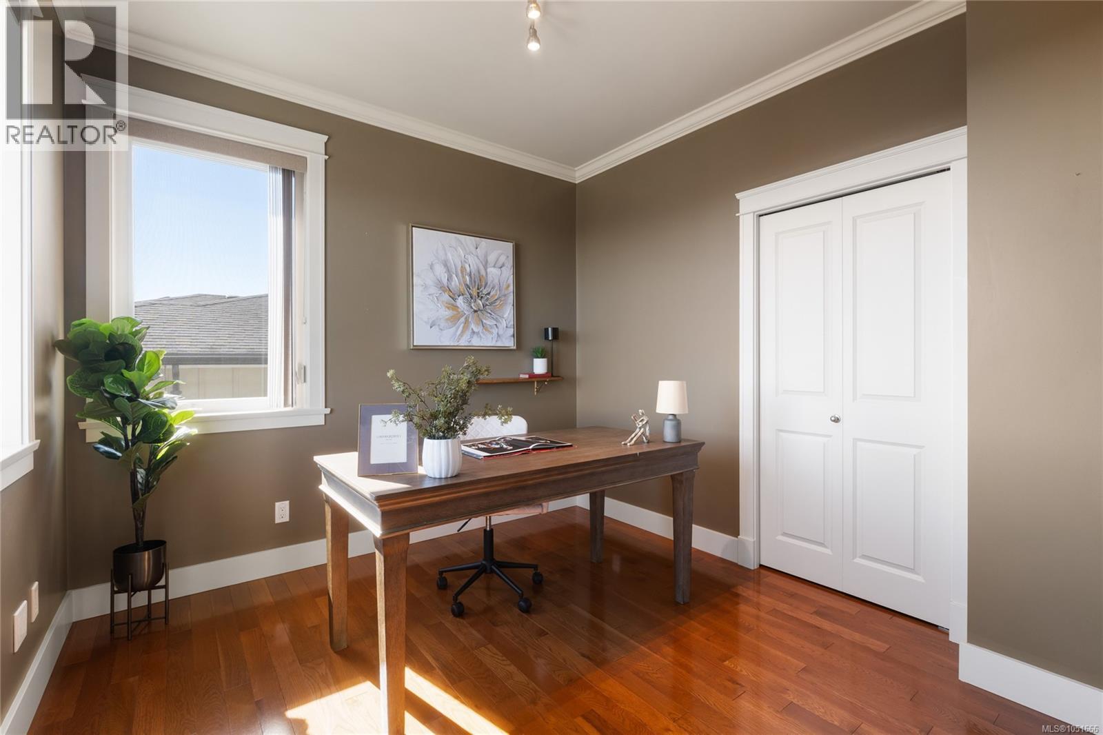 3387 Haida Dr - 21