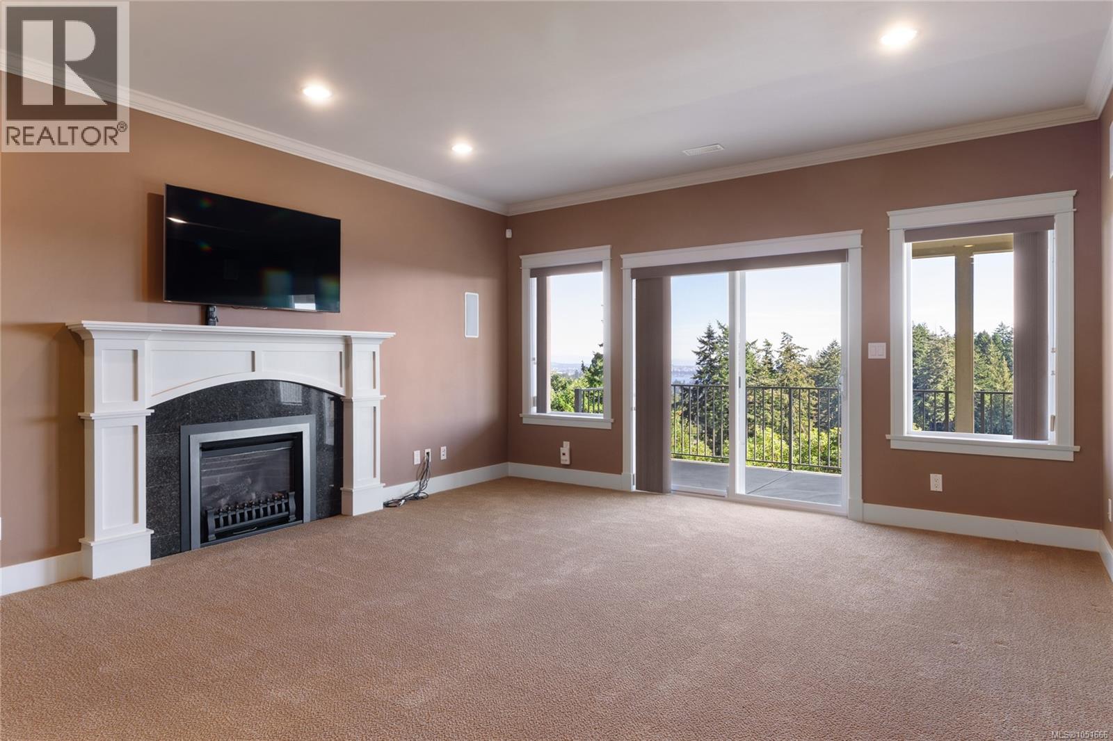 3387 Haida Dr - 34
