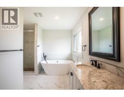 262079 Poplar Hill Drive, Rural Rocky View County, AB T3R1C7 Photo 32