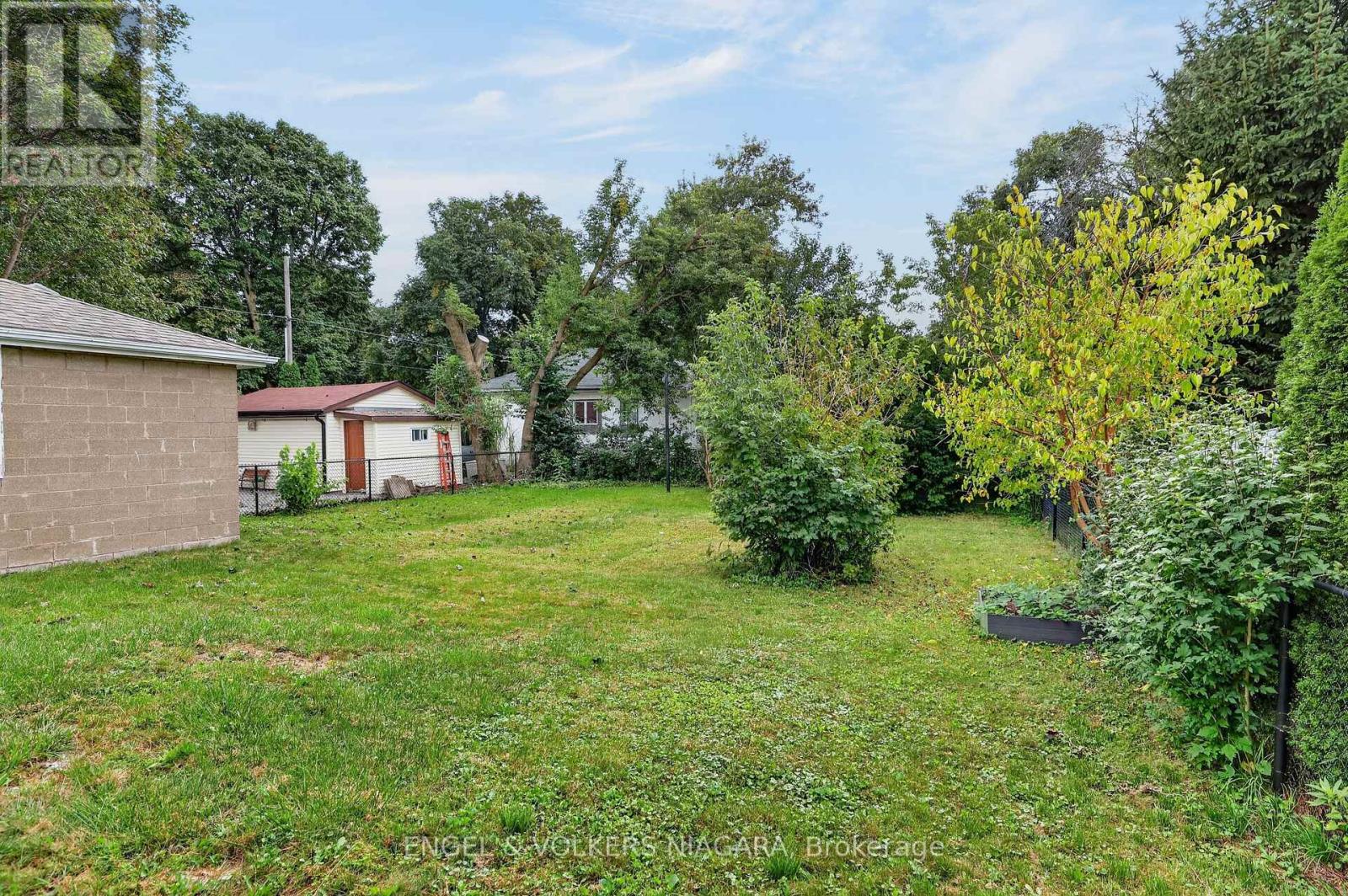 6534 RIALL STREET, Niagara Falls (Stamford) — photo 5